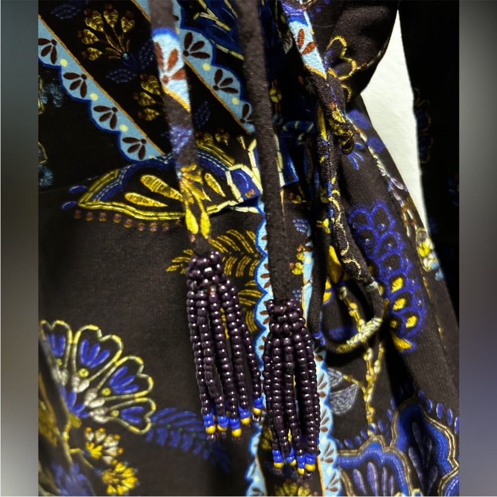 FARM Rio Blue and Brown Floral Robe - Picture 2 of 5